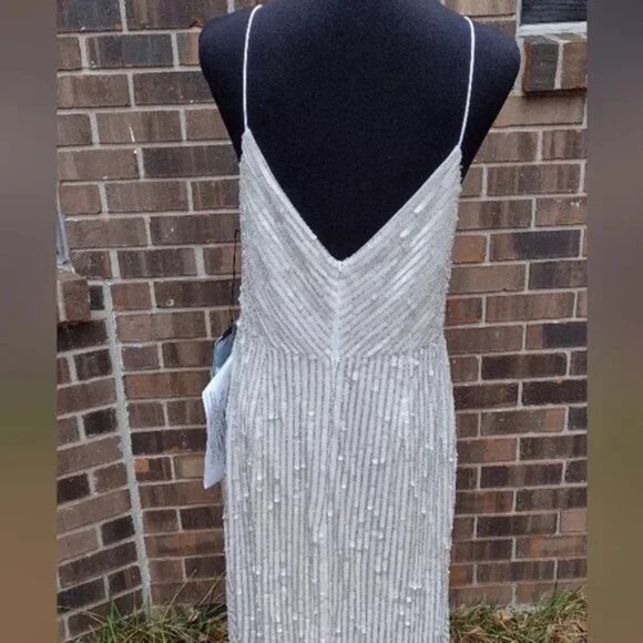 Mac Duggal Silver Sequin Gown NWT Size 10 Formal Evening Dress - Picture 5 of 7